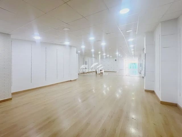 Comercial para venda em Lucena - 220 000 € (Ref: 9963774)