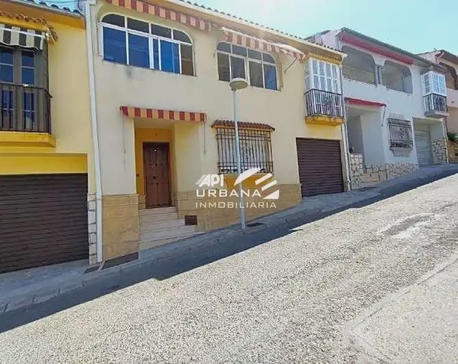 4 soveværelse Byhus til salg i Lucena - € 116.000 (Ref: 9963775)
