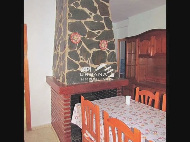 3 soveværelse Finca/Landehus til salg i Lucena med swimmingpool - € 270.000 (Ref: 9963777)