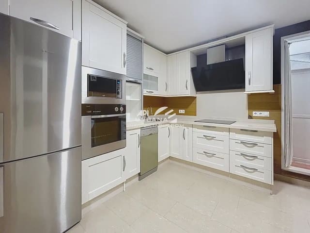 3 soveværelse Lejlighed til salg i Lucena med garage - € 138.000 (Ref: 9963793)