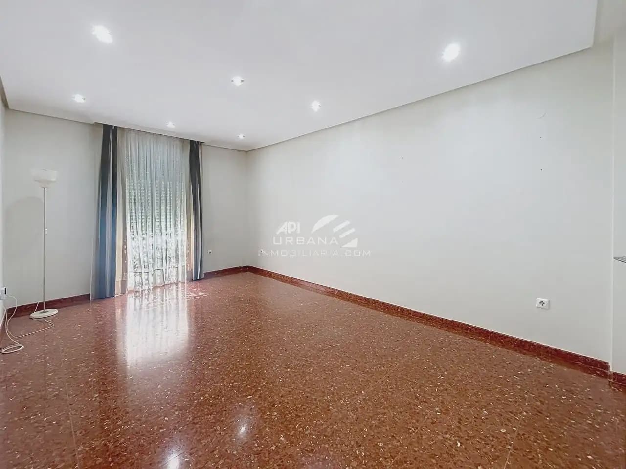3 soverom Leilighet til salgs i Lucena med garasje - € 138 000 (Ref: 9963793)