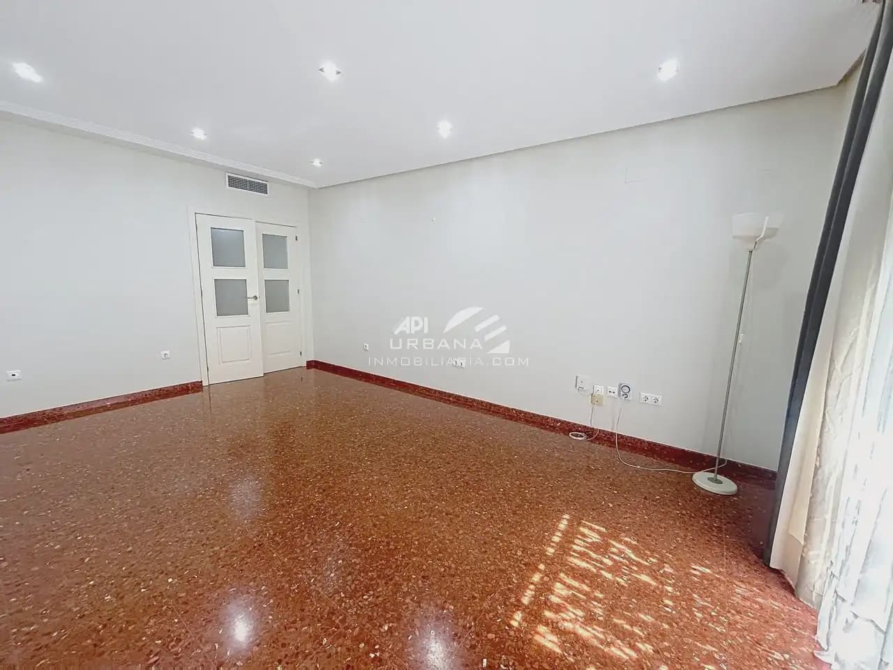 3 soverom Leilighet til salgs i Lucena med garasje - € 138 000 (Ref: 9963793)