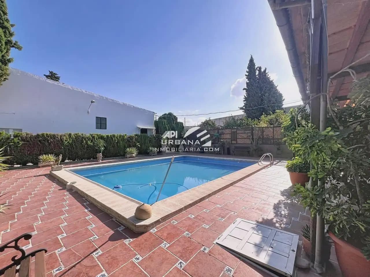 2 chambre Entreprise à vendre à Lucena avec piscine - 350 000 € (Ref: 9963794)