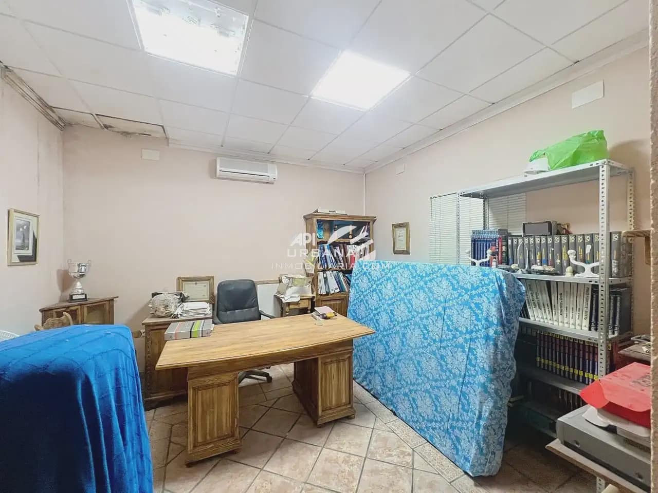 2 chambre Entreprise à vendre à Lucena avec piscine - 350 000 € (Ref: 9963794)