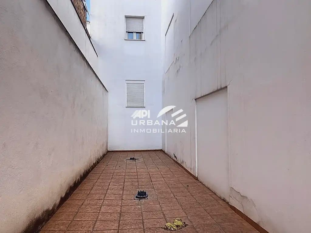 Commercieel te koop in Priego de Cordoba - € 402.500 (Ref: 9963796)
