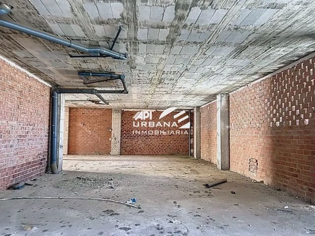 Commercieel te koop in Priego de Córdoba - € 402.500 (Ref: 9963796)