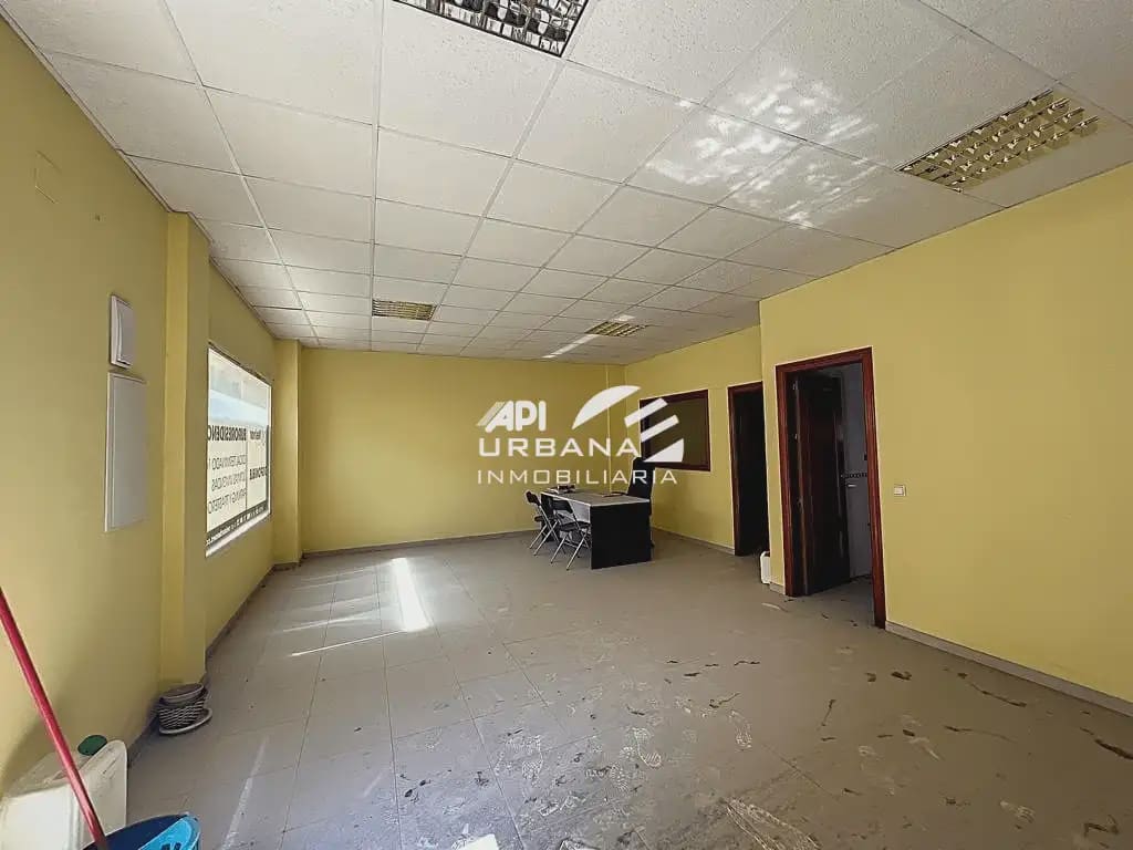 Commercieel te koop in Priego de Cordoba - € 87.400 (Ref: 9963797)
