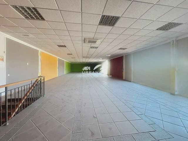 Comercial para arrendar em Lucena - 1 650 € (Ref: 9963802)
