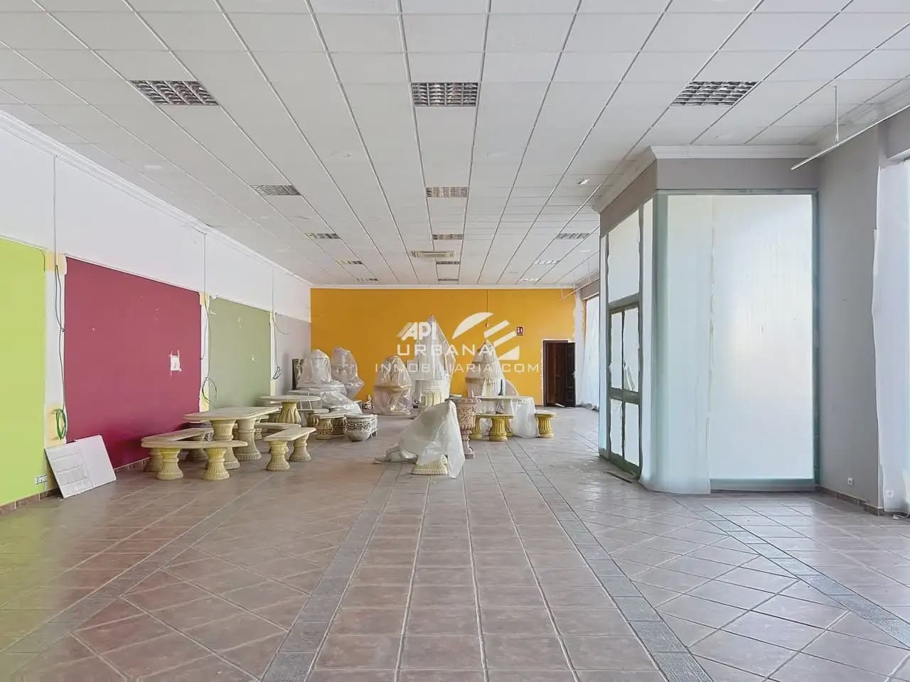 Commerciale da affittare in Lucena - 1.650 € (Rif: 9963802)