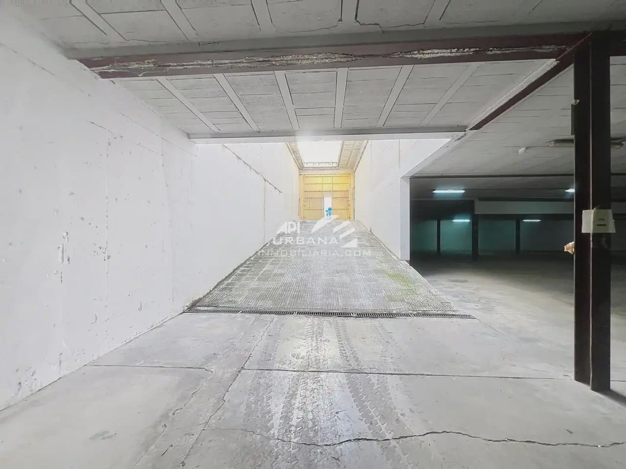 Commerciale da affittare in Lucena - 1.650 € (Rif: 9963802)