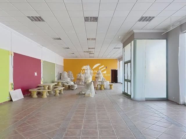 Comercial para arrendar em Lucena - 1 650 € (Ref: 9963802)