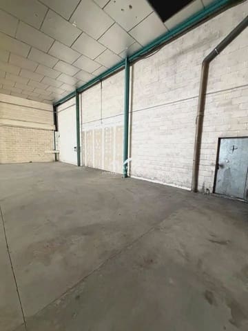 Local Commercial à louer à Lucena - 1 150 € (Ref: 9963802)