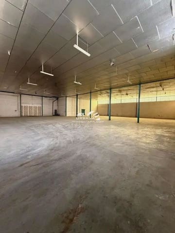 Local Commercial à louer à Lucena - 1 150 € (Ref: 9963802)