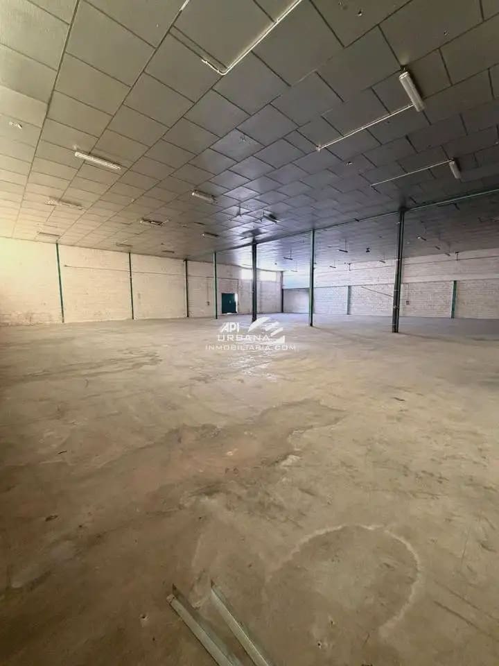Kaupallinen vuokrattavana paikassa Lucena - 1 150 € (Ref: 9963802)