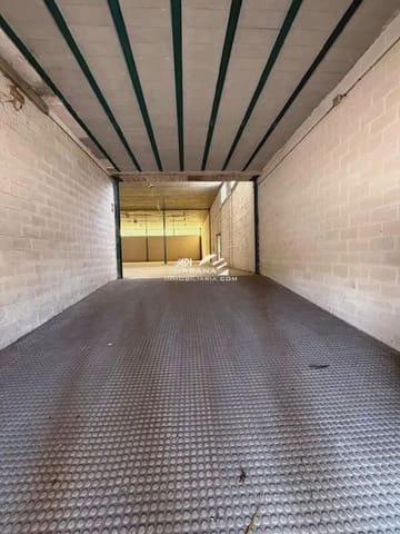 Local Commercial à louer à Lucena - 1 150 € (Ref: 9963802)