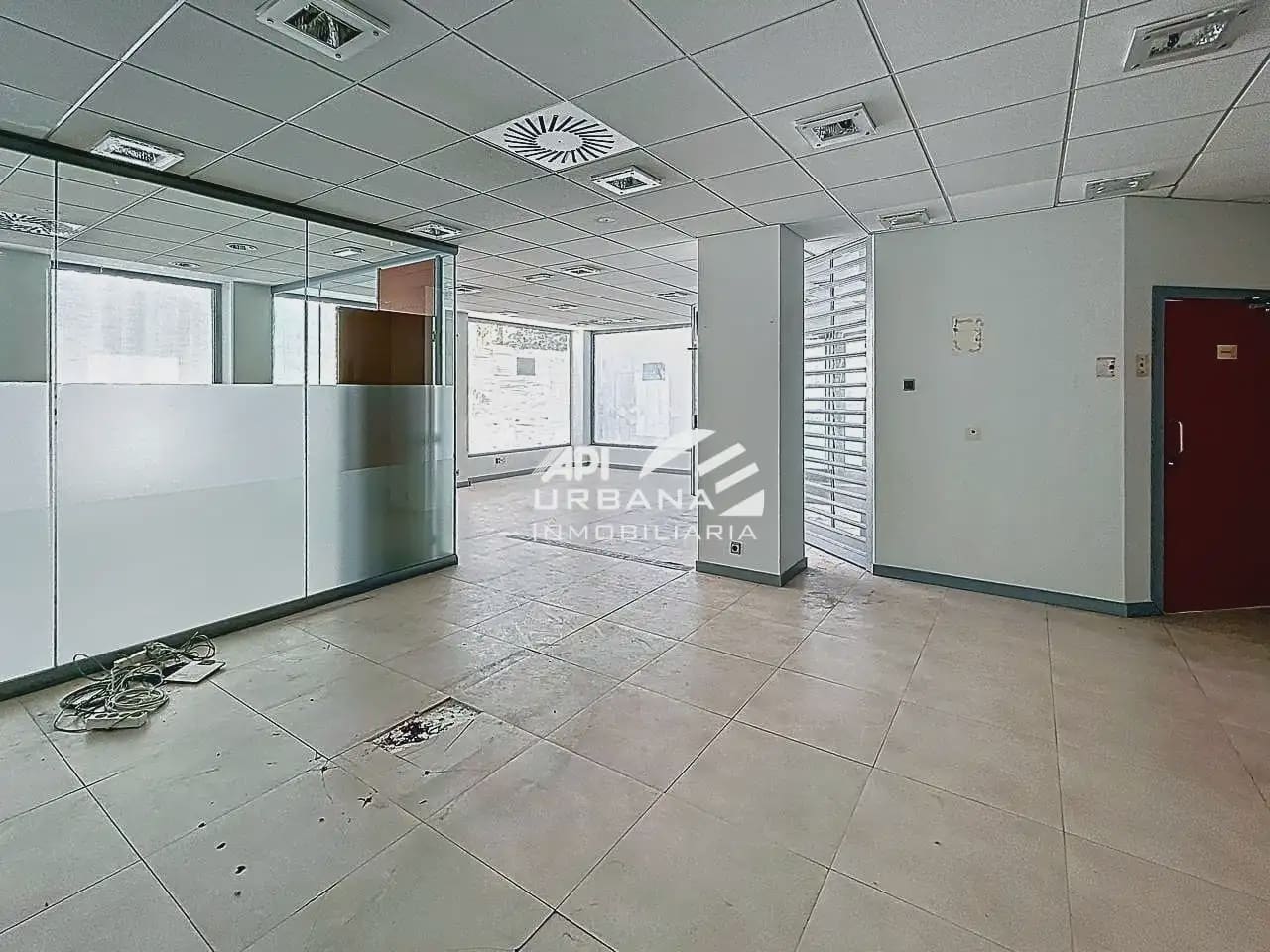 Commercial for rent in Lucena - € 900 (Ref: 9963804)