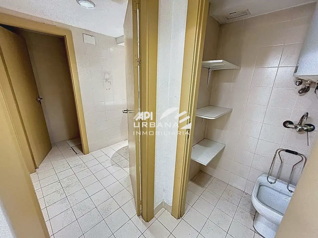 Commercial for rent in Lucena - € 900 (Ref: 9963804)