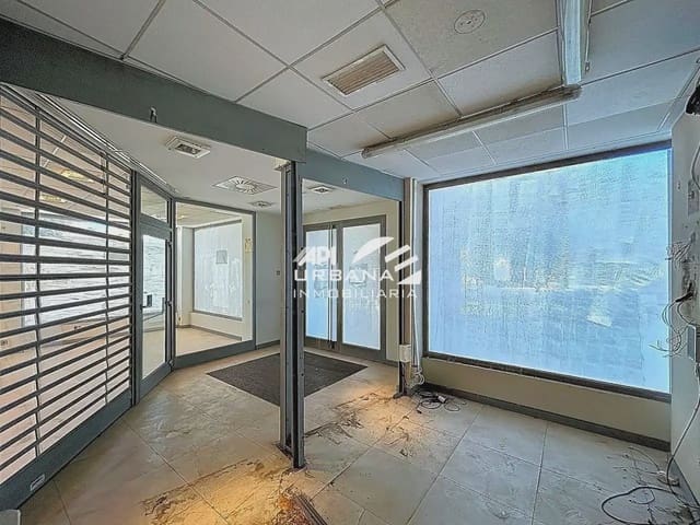 Kommersiell til leie i Lucena - € 900 (Ref: 9963804)