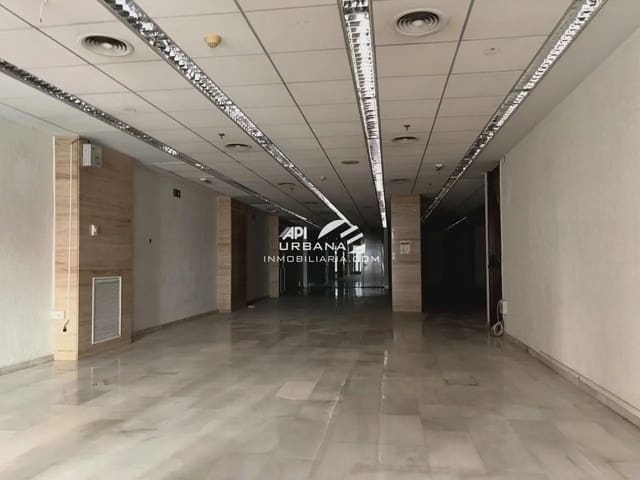 Erhverv til salg i Cabra - € 335.000 (Ref: 9963808)
