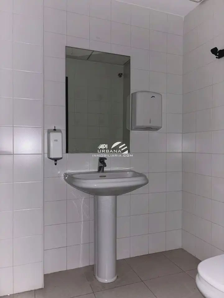 Erhverv til salg i Cabra - € 335.000 (Ref: 9963808)