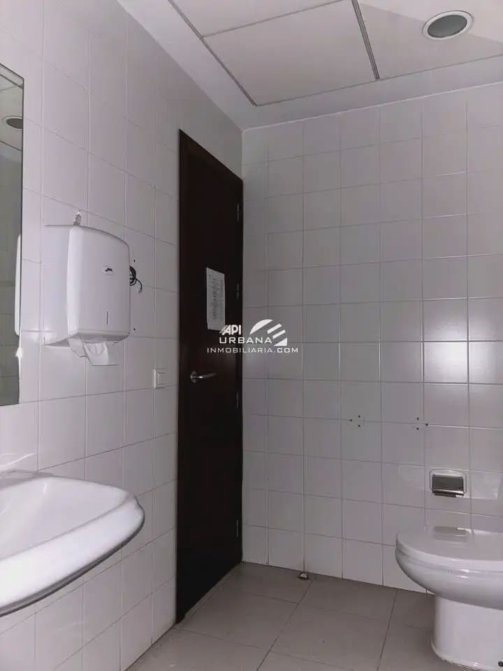 Erhverv til salg i Cabra - € 335.000 (Ref: 9963808)