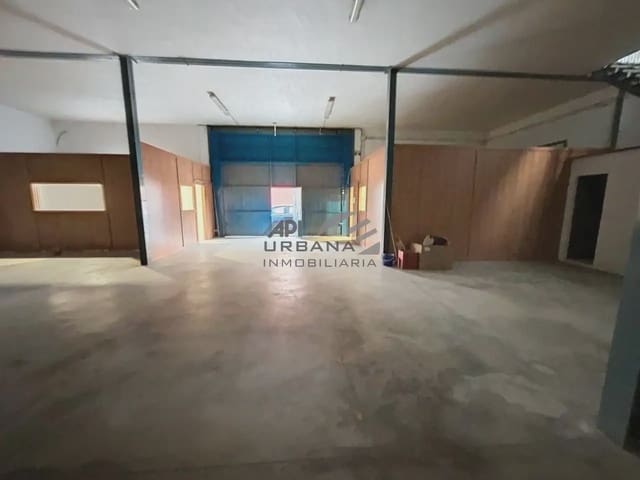 Kaupallinen vuokrattavana paikassa Lucena - 1 500 € (Ref: 9963811)