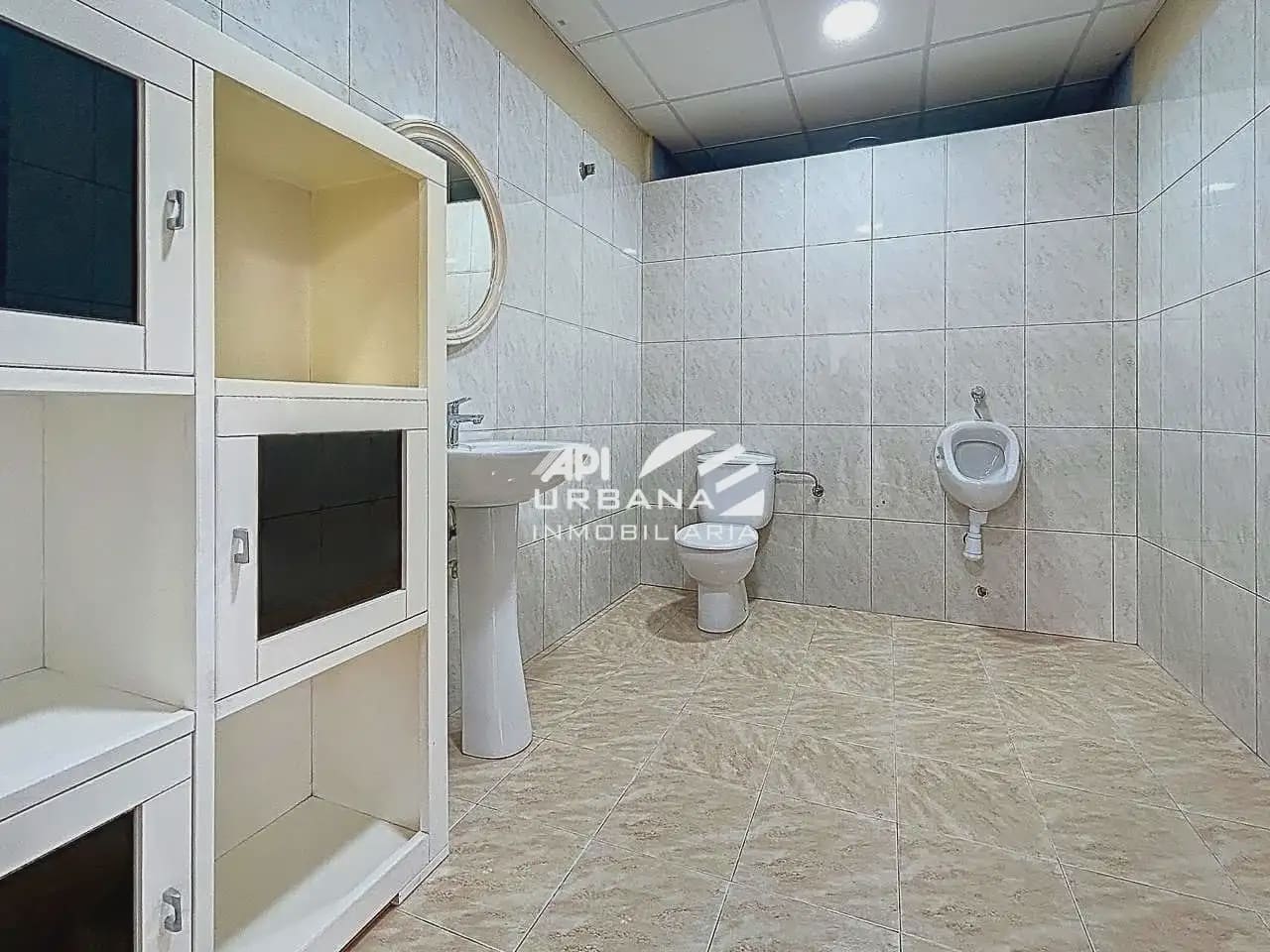 Erhverv til salg i Lucena - € 250.000 (Ref: 9963813)