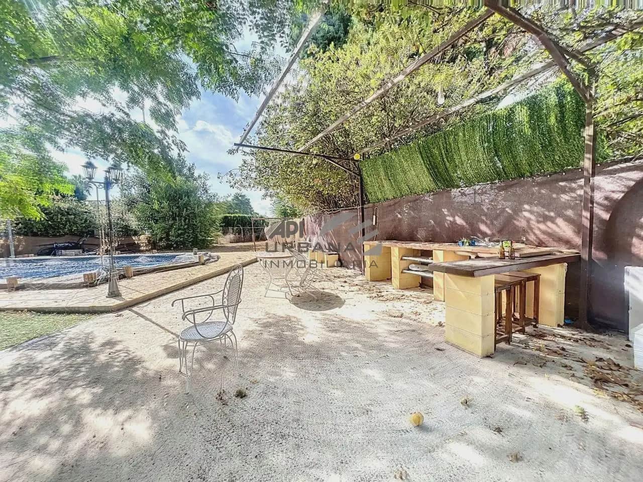 3 bedroom Villa for sale in Lucena with pool - € 210,000 (Ref: 9963817)