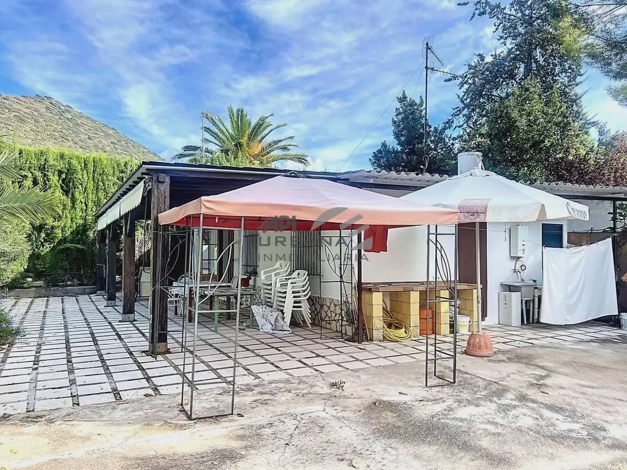 3 bedroom Villa for sale in Lucena with pool - € 210,000 (Ref: 9963817)