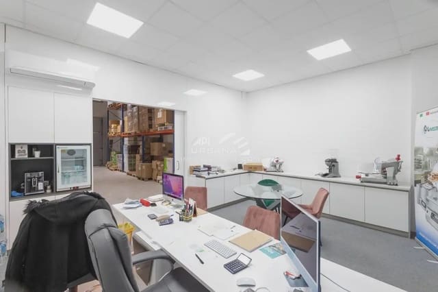 Erhverv til leje i Lucena - € 700 (Ref: 9963822)