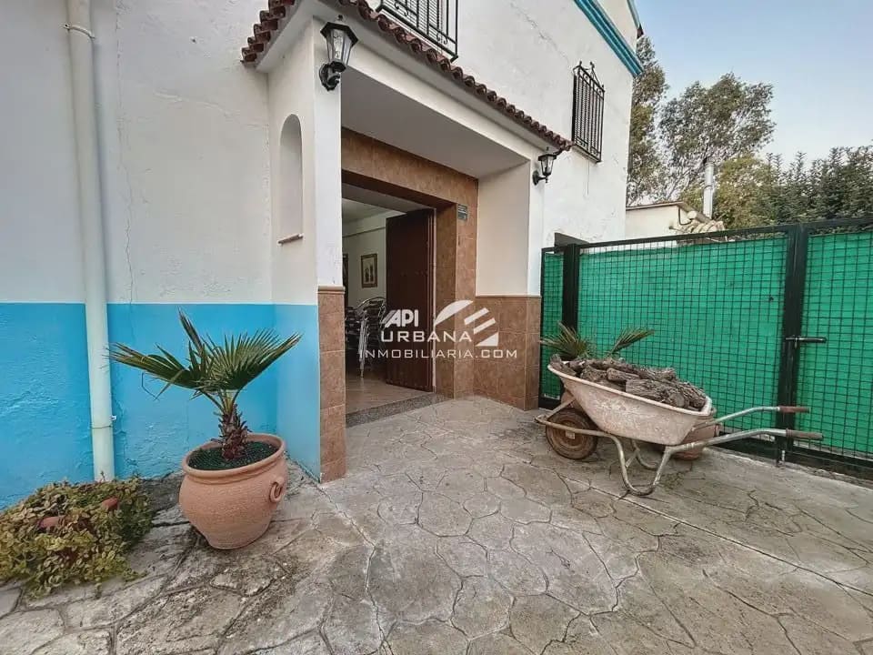 4 sovrum Finca/Hus på landet till salu i Lucena med pool - 165 000 € (Ref: 9963824)