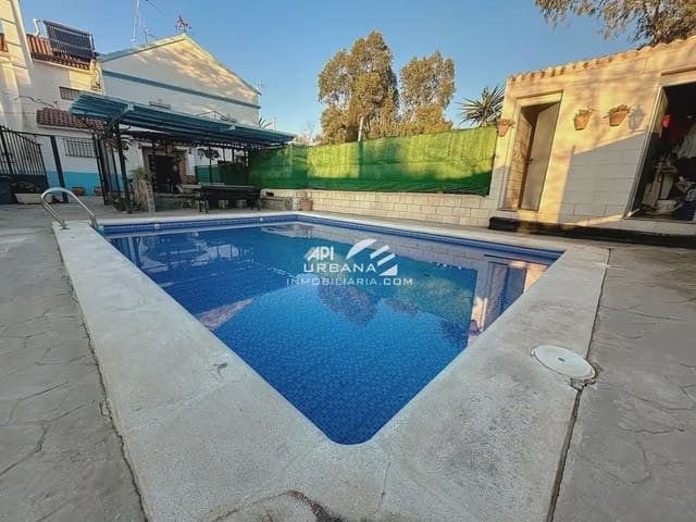 4 soveværelse Finca/Landehus til salg i Lucena med swimmingpool - € 165.000 (Ref: 9963824)