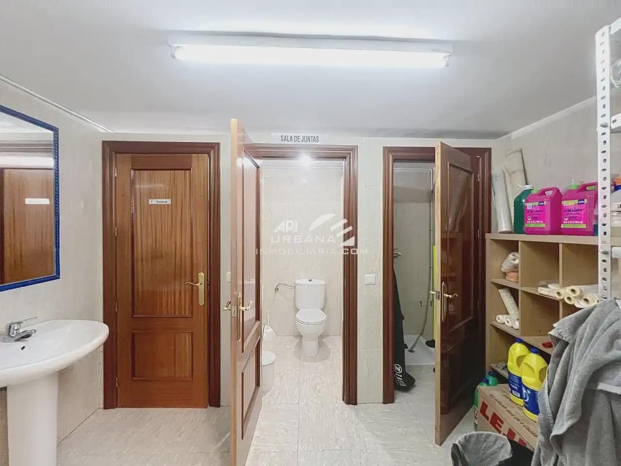 Commerciale in vendita in Lucena - 153.000 € (Rif: 9963833)