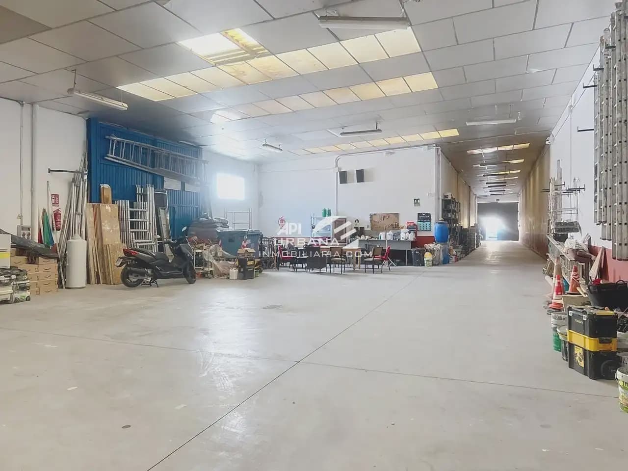Commerciale in vendita in Lucena - 153.000 € (Rif: 9963833)