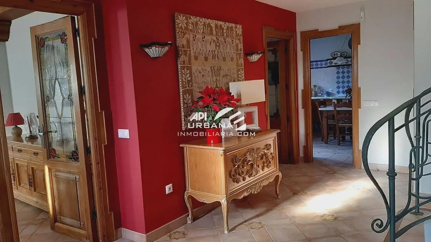 3 Zimmer Villa zu verkaufen in Lucena mit Garage - 490.000 € (Ref: 9963834)