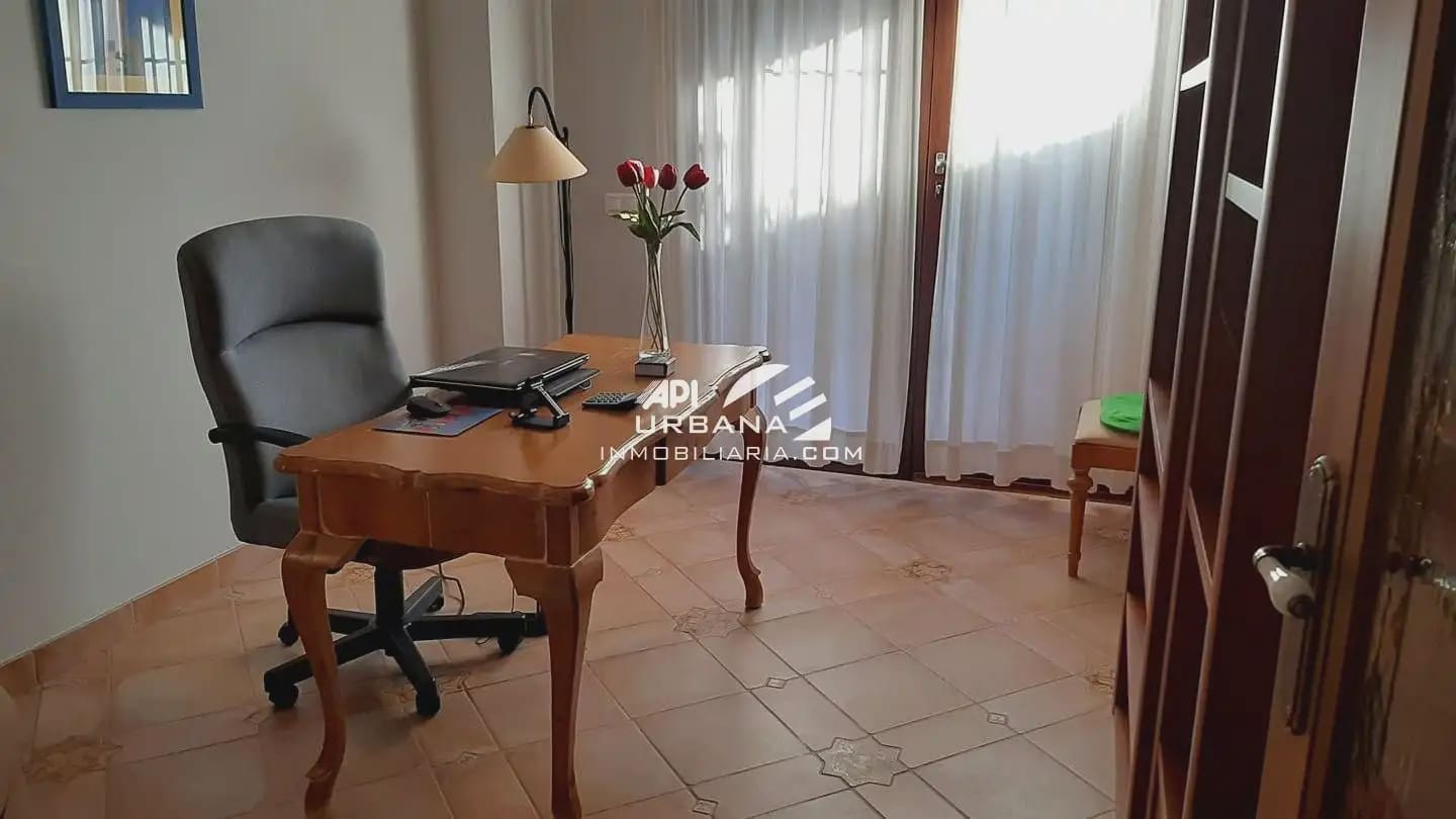 3 Zimmer Villa zu verkaufen in Lucena mit Garage - 490.000 € (Ref: 9963834)
