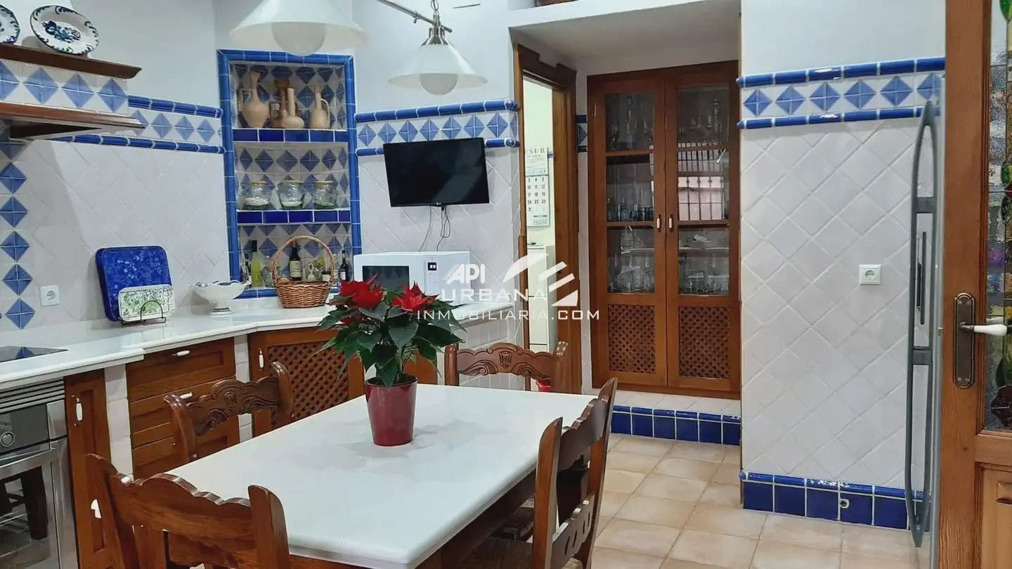 3 Zimmer Villa zu verkaufen in Lucena mit Garage - 490.000 € (Ref: 9963834)