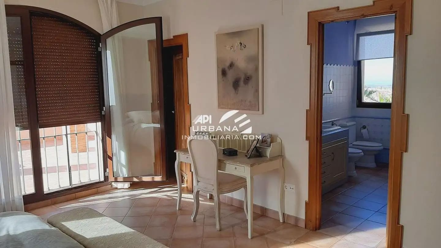 3 Zimmer Villa zu verkaufen in Lucena mit Garage - 490.000 € (Ref: 9963834)