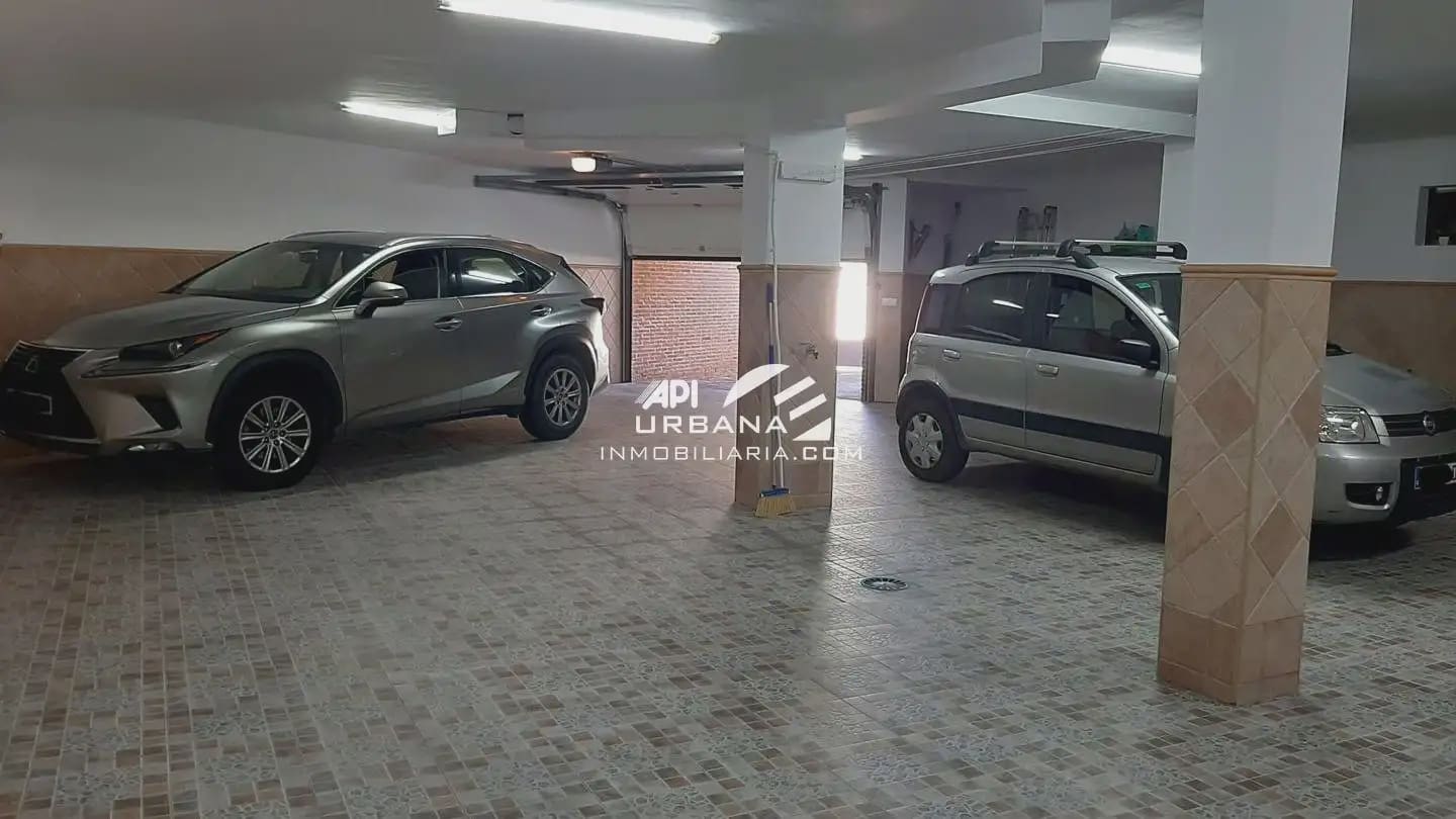 3 Zimmer Villa zu verkaufen in Lucena mit Garage - 490.000 € (Ref: 9963834)