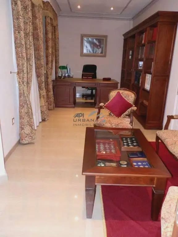 4 chambre Maison de Ville à vendre à Lucena avec piscine - 224 000 € (Ref: 9963835)