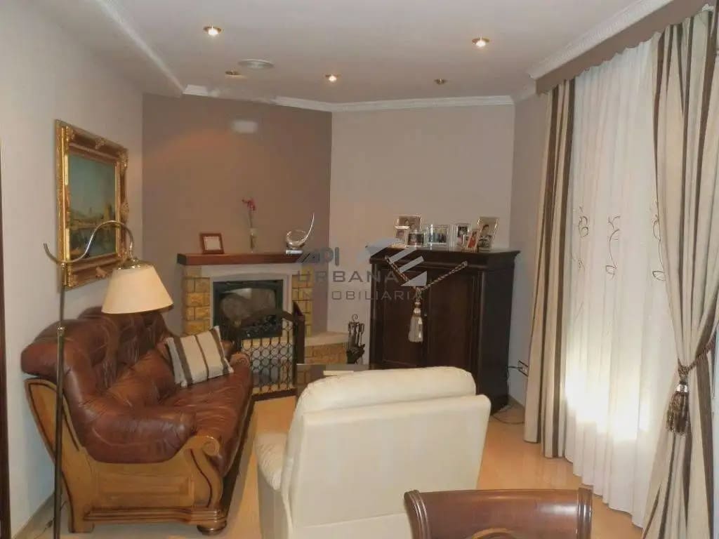 4 chambre Maison de Ville à vendre à Lucena avec piscine - 224 000 € (Ref: 9963835)