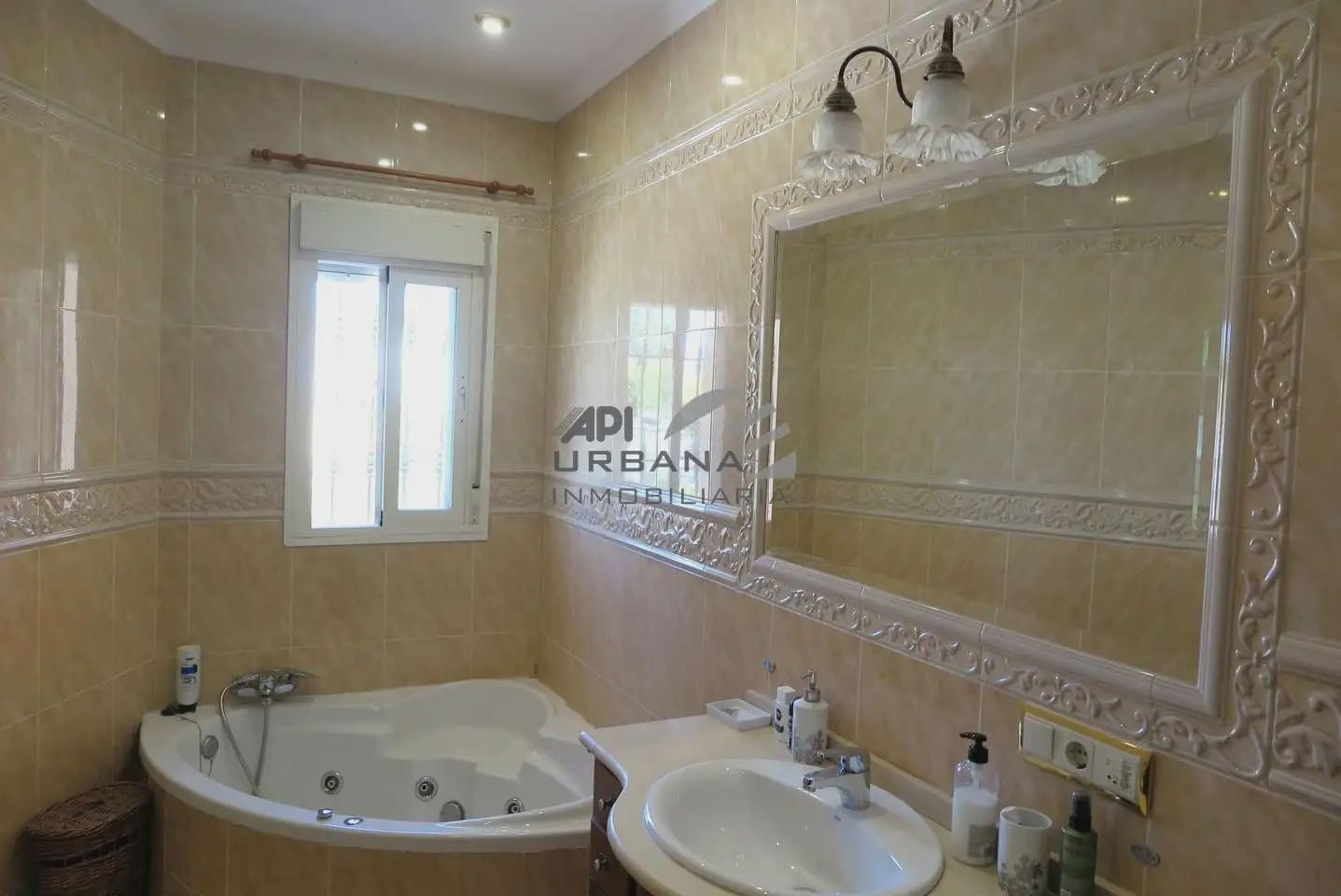 4 chambre Maison de Ville à vendre à Lucena avec piscine - 224 000 € (Ref: 9963835)