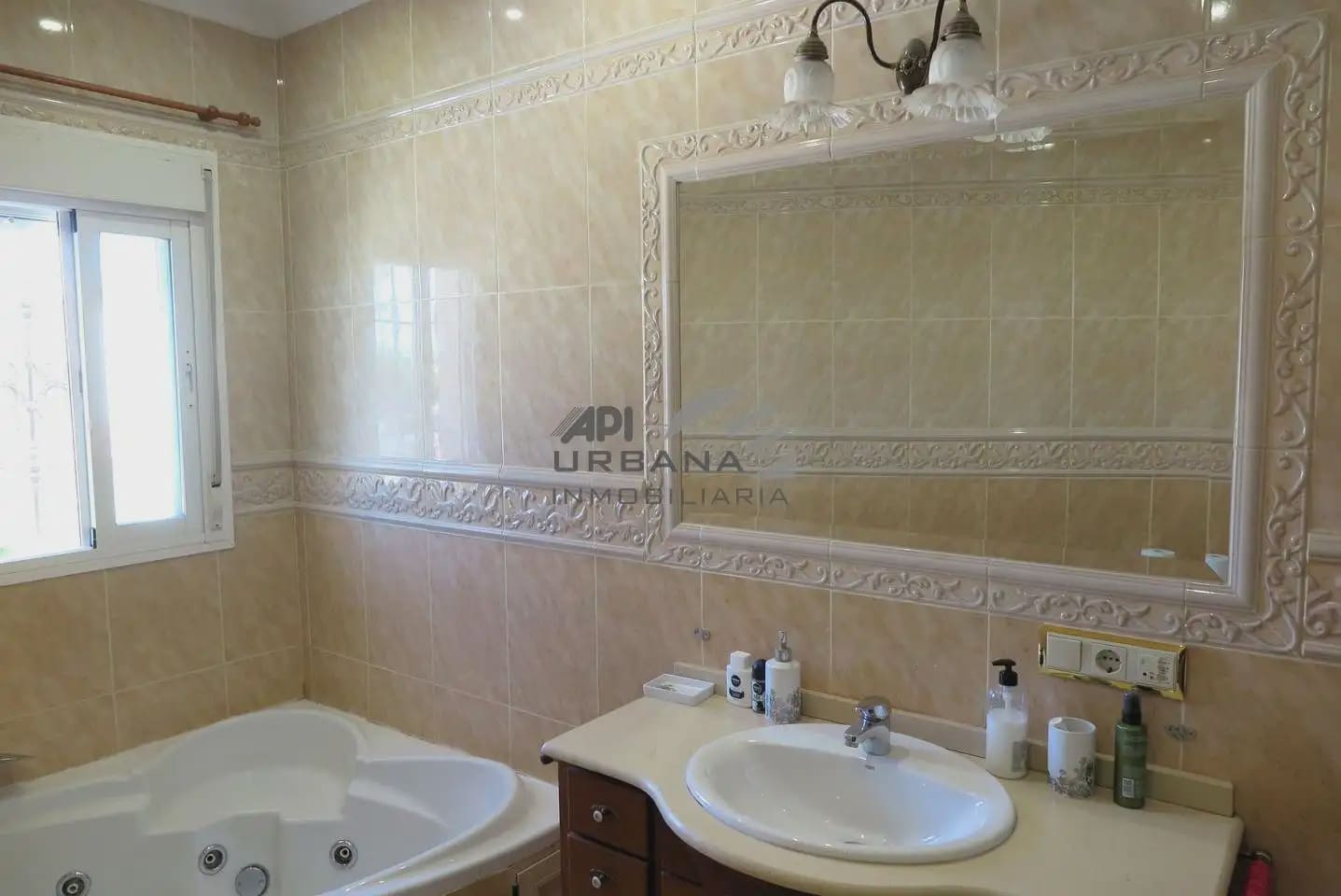 4 chambre Maison de Ville à vendre à Lucena avec piscine - 224 000 € (Ref: 9963835)