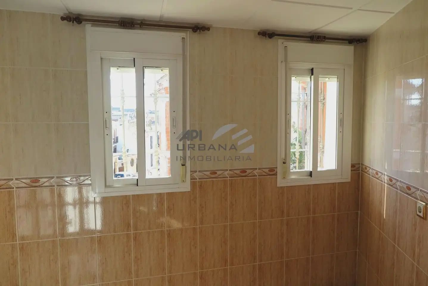 4 chambre Maison de Ville à vendre à Lucena avec piscine - 224 000 € (Ref: 9963835)