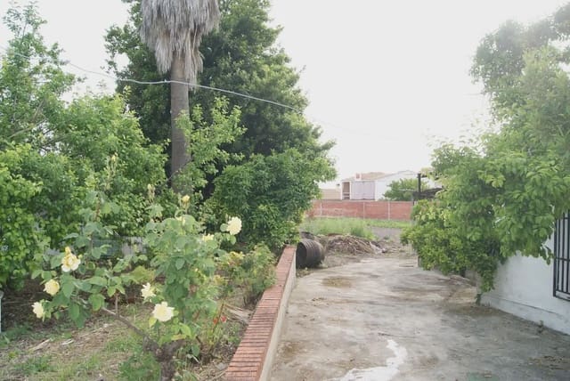 5 soveværelse Finca/Landehus til salg i Lucena med swimmingpool - € 310.000 (Ref: 9963836)