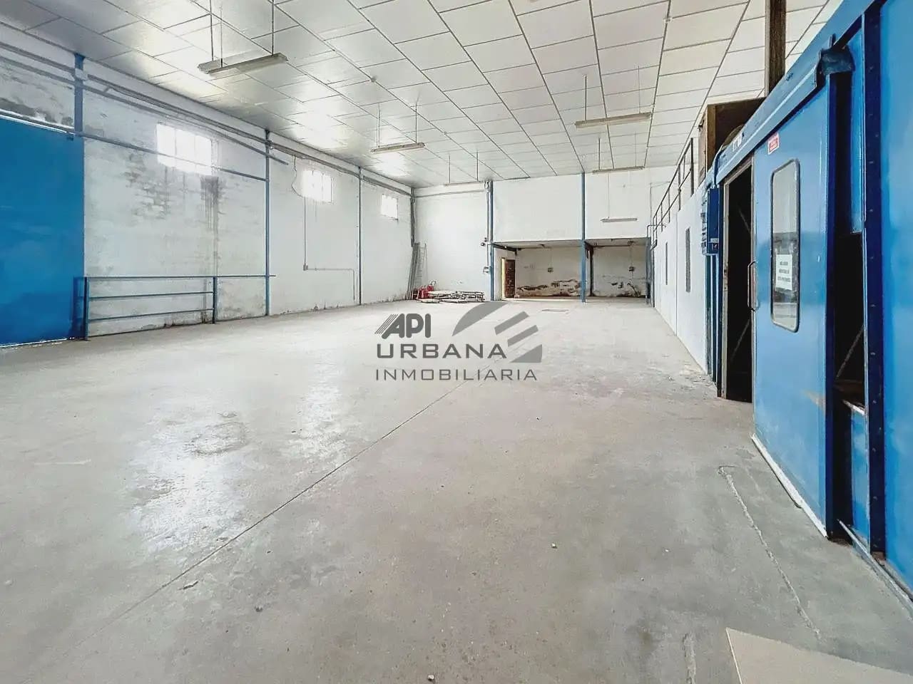 Erhverv til leje i Lucena - € 3.000 (Ref: 9963838)