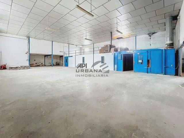 Erhverv til leje i Lucena - € 3.000 (Ref: 9963838)