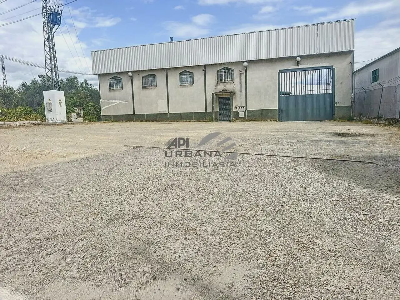 Erhverv til leje i Lucena - € 3.000 (Ref: 9963838)