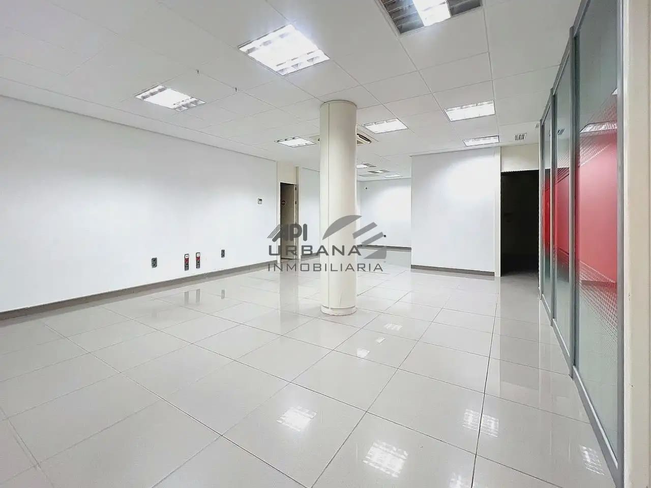 Erhverv til leje i Lucena - € 3.500 (Ref: 9963848)