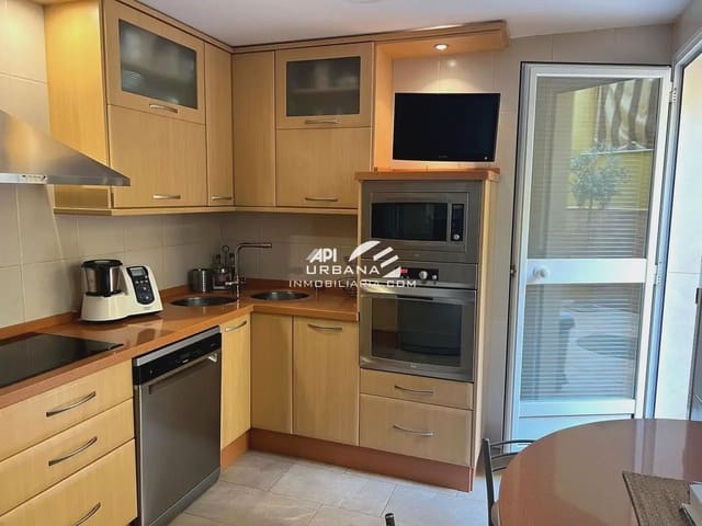 3 sovrum Hus till salu i Lucena med garage - 260 000 € (Ref: 9963851)